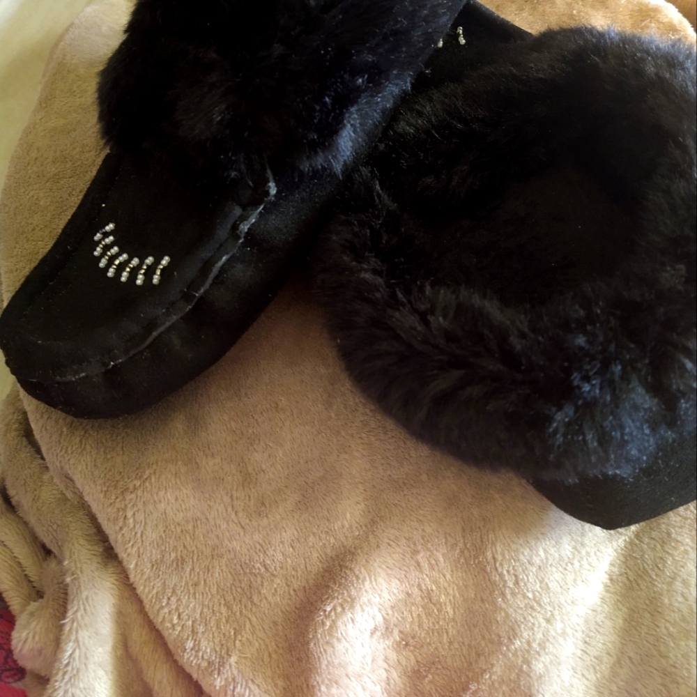 Women's Black Fur Moccasins